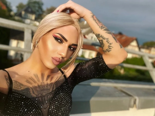 Ts Emanuela Sehr Heiss Heute