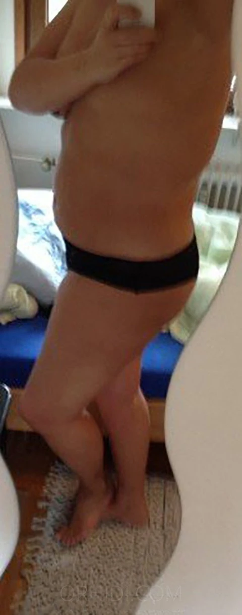 Jacky (27)
