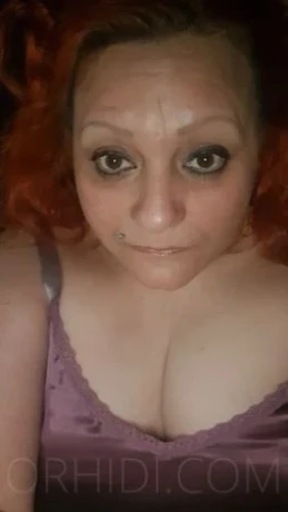 Rote Oma Demon Annabell