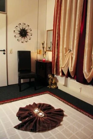 MASSAGE-WELTEN