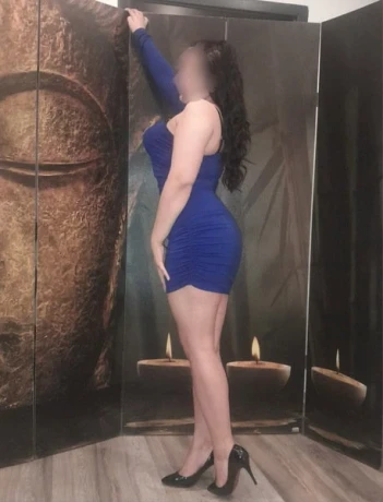 NELLY Wieder da! - erotische Massage