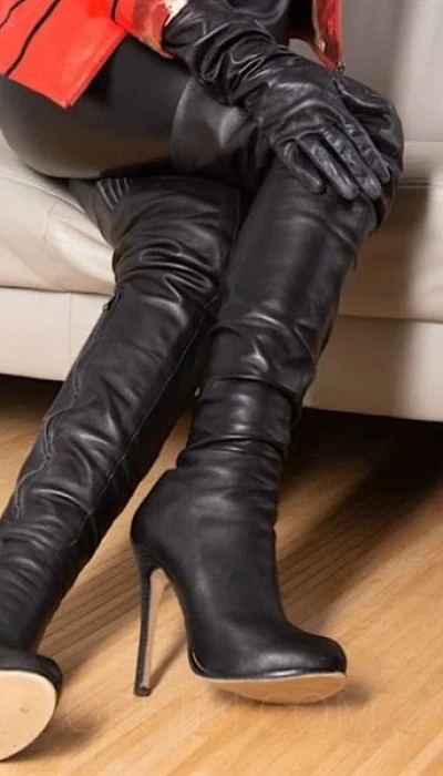 Miss Lana Poison - Domina
