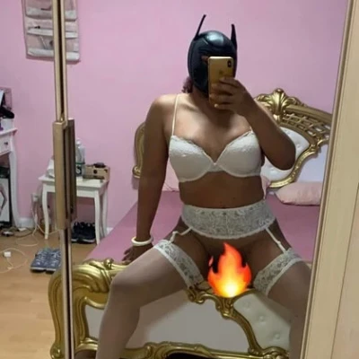 Trans Brunette Xxx
