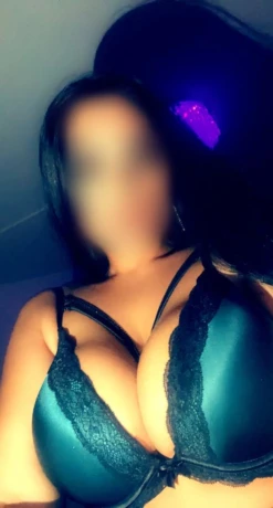 Raysa Hot