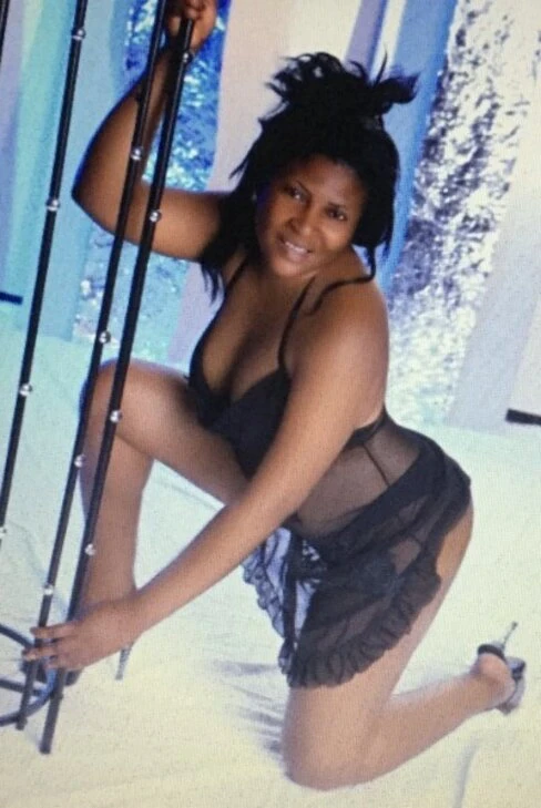 Olivia70