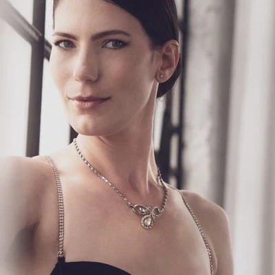 Beruhrbare Bizarrlady Mabella