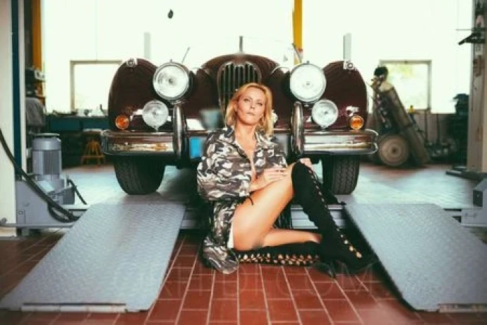 Squ*rt*ng Queen Tatjana