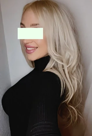 Mira Donna Escort