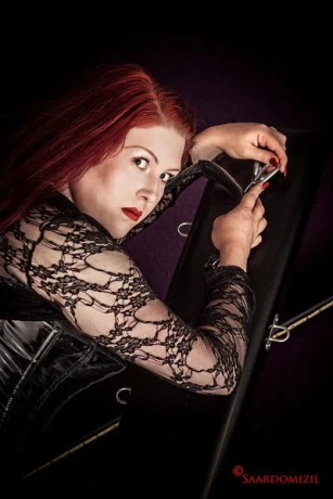 Miss Kinky La Rouge Fr Dr La Rouge