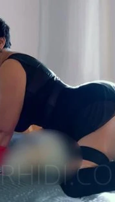 Alicia -Hot!