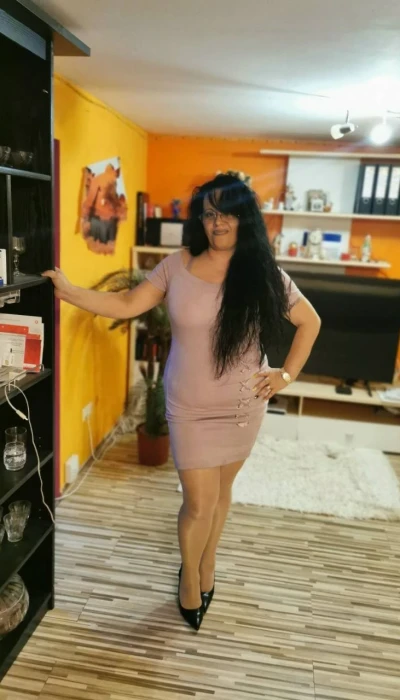 Escort Serina