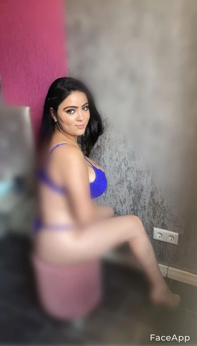 Elena 01