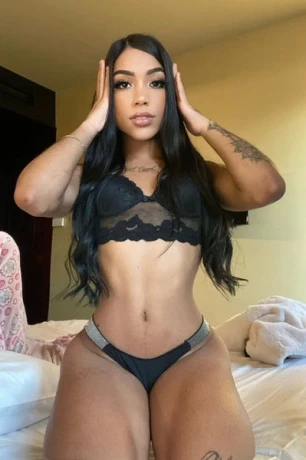TS Julia Beatriz
