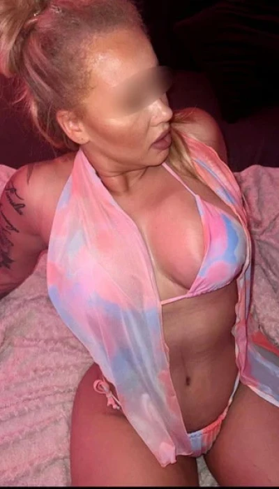 Versate Sina Deutsch 247 Haus Und Hotelbesuche