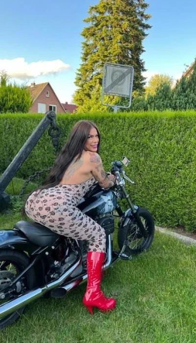Ts Angela Fox