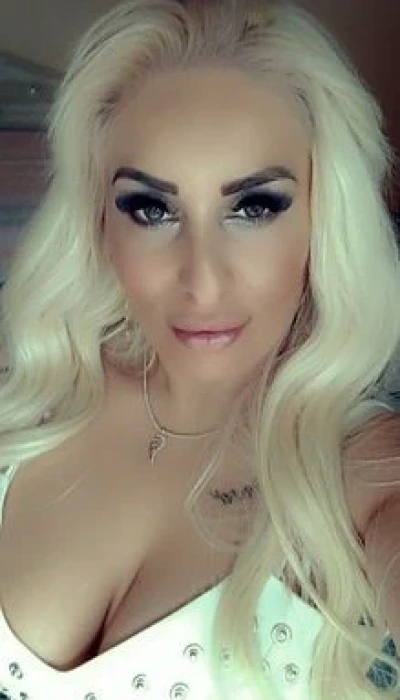 Kataleya, heiße und hingebungsvolle Liebe!