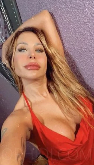 TS Thais Anderson aus Brasilien