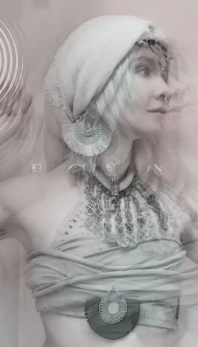 Alien Priestess