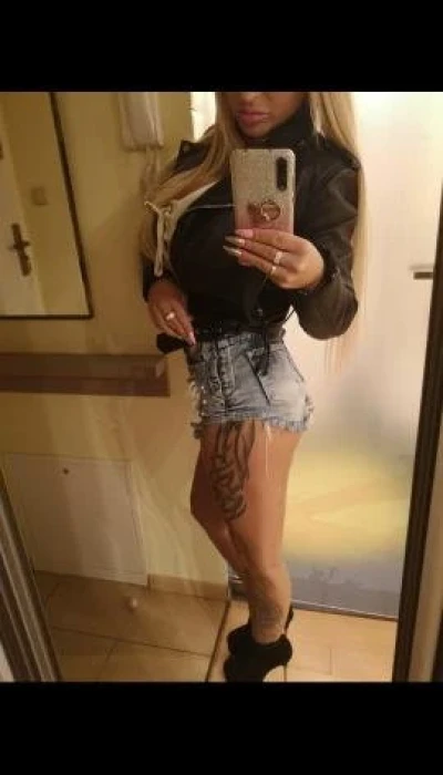Angelika Kiss Aus Pl