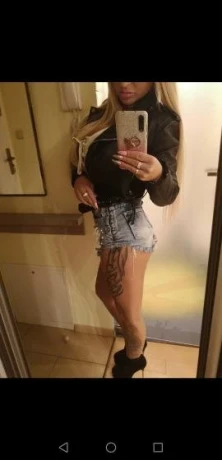 Angelika Kiss Aus Pl