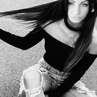 Marina Top Brunette