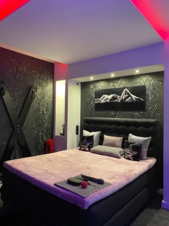 Erotische Massage Im Edlem Ambiente Deutsch